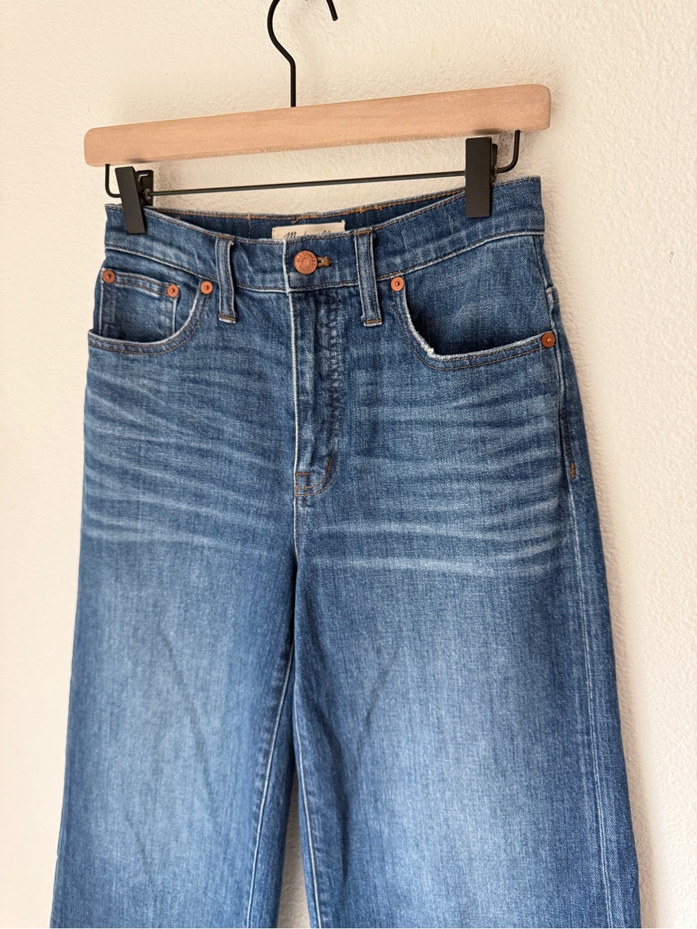 Madewell Wide Leg Crop Jeans in Bainbridge Wash - 26 - Like New - Picture 8 of 12